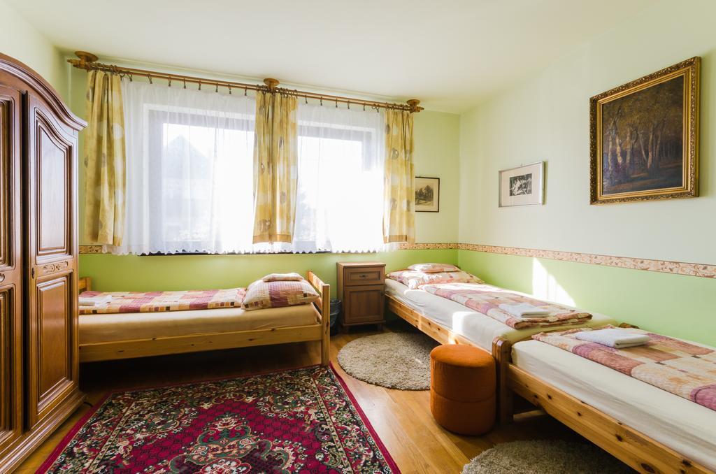 Familia Panzio Hotel Pannonhalma Kültér fotó